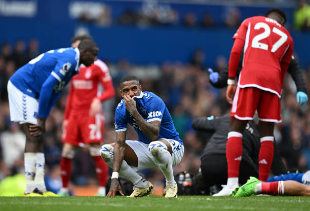 伤退出国家 伤退出国家