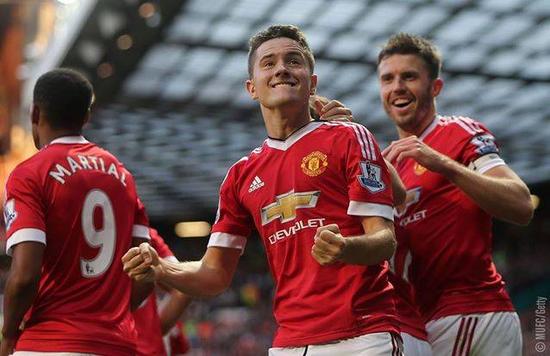 阿森纳的吸 阿森纳的吸